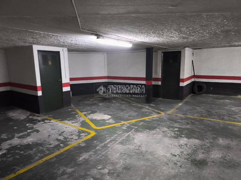 Foto 4ad4da02-a911-4c6e-9726-7096990c5a66. Posto auto in Russafa Valencia