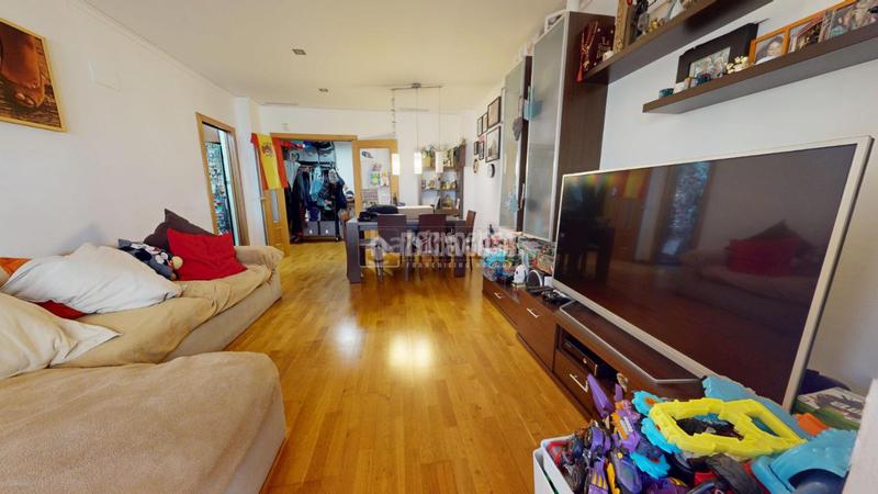 Foto ef5ca16e-653b-4afd-a7c9-dfbd31778bc5. Piso  en venta en Mont Olivet Valencia