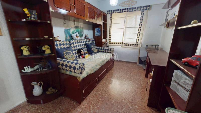 Foto 1f2b85a8-ca70-48e8-ae85-f70c5e2e5db5. Piso  en venta en En Corts - Doctor Waksman Valencia