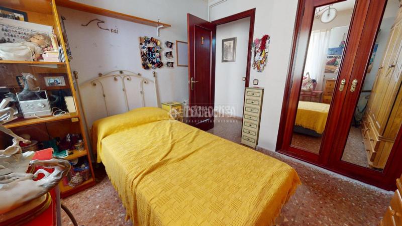Foto d87aca0c-193a-44f1-a41c-71a69e24ba99. Piso  en venta en En Corts - Doctor Waksman Valencia