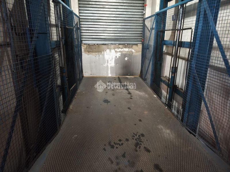 Foto 426a1ffa-724a-447f-b3ac-93881e648882. Aparcament cotxe a Mont Olivet Valencia
