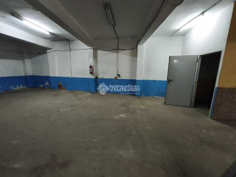 Foto 17fa0083-2cea-4e9d-919d-4a0b127ae032. Local comercial a Russafa Valencia
