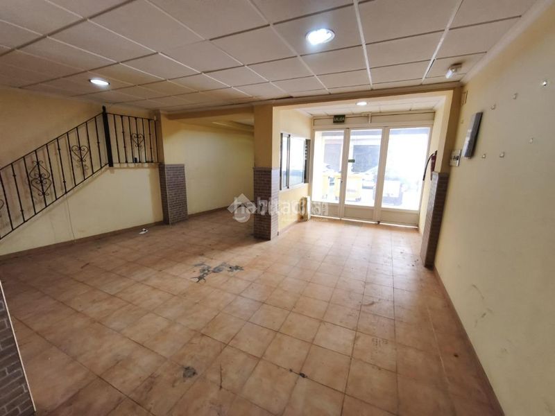 Foto 1f8707a2-b9b4-4c27-a08c-9759a67d3f6a. Local comercial a Russafa Valencia