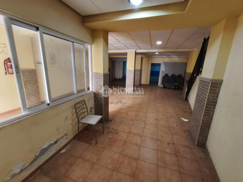 Foto 35de16d1-60bf-4932-b956-40f7c02f29ea. Local comercial a Russafa Valencia