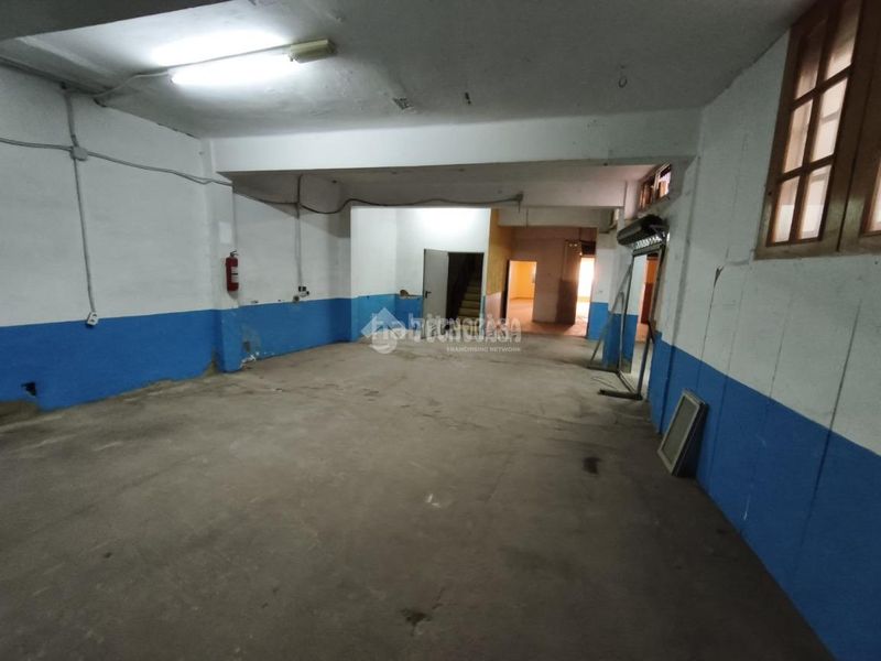 Foto b9f72b37-7e27-465d-99ba-627f11cd6a73. Local comercial a Russafa Valencia
