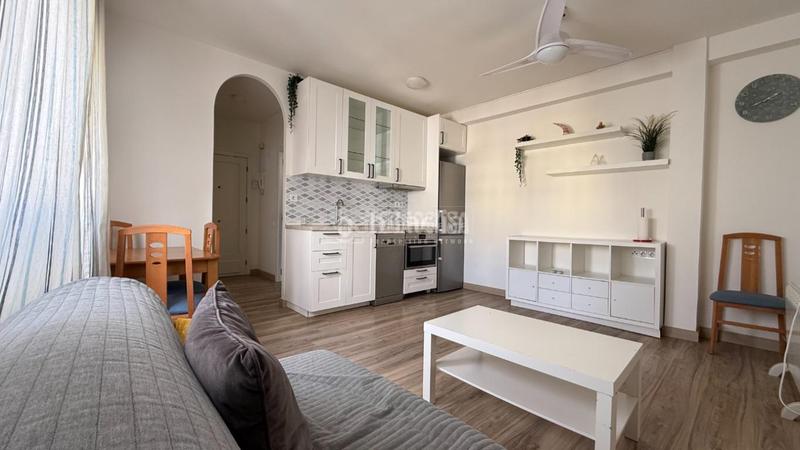 Foto 4cb6e3f9-5060-4df7-ae26-eab197787b0e. Affitto appartamento con riscaldamento in Palos de Moguer Madrid