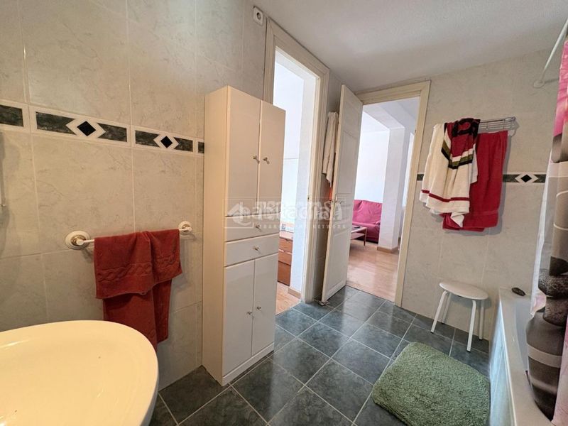 Foto 0f652a40-7459-45be-b208-9dcb1d63a8a6. Pis a Palos de Moguer Madrid