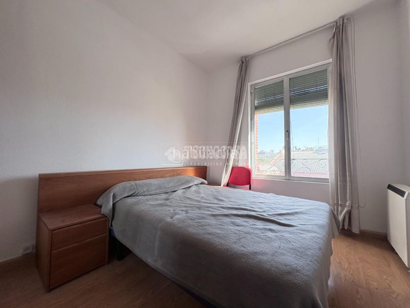 Foto caeeb09e-28df-4a6a-aefd-b6be01404d7d. Pis a Palos de Moguer Madrid