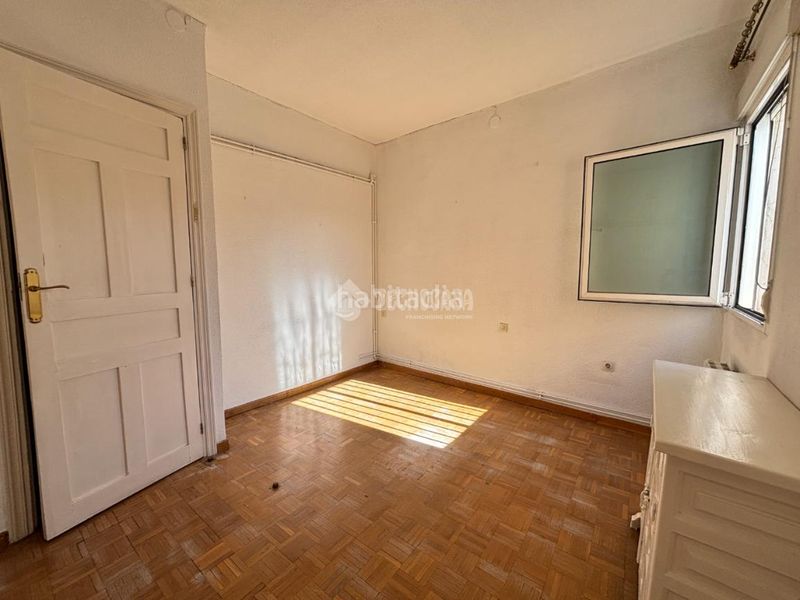 Foto a9b41126-a572-4f7d-8003-0154c1b5a701. Pis amb calefacció a Palos de Moguer Madrid