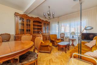 Pis a Pueblo Nuevo. Piso en venta en madrid