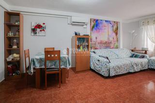 Piso en Porta. Piso en venta en barcelona