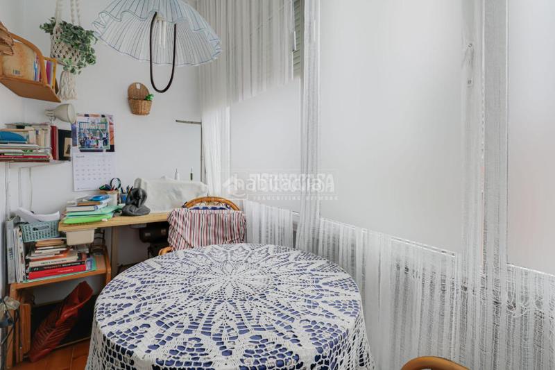 Foto f1d764dd-8db4-4414-bdb8-68ba24937d8c. Piso  en venta en Turó de la Peira Barcelona