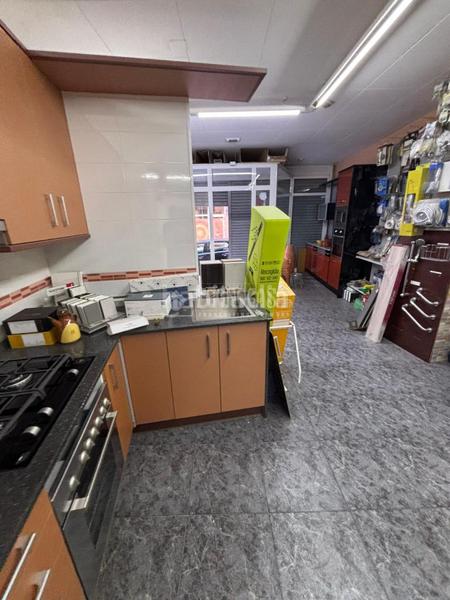 Foto 61d628fe-224d-41e3-9aa3-0a6251d8b8b6. Local comercial  en venta en Porta Barcelona