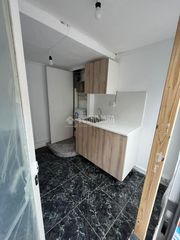 Local Comercial a Vilapicina - Torre Llobeta. Local comercial en venta en barcelona