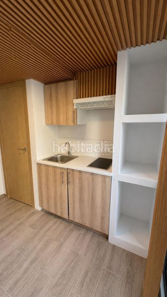 Foto 5d4a03ef-98cd-48e7-9f7b-e00765c72eef. Local comercial a Vilapicina - Torre Llobeta Barcelona