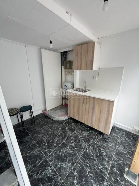 Foto 8482a789-e8cd-4c23-b407-955108dc69ba. Local comercial a Vilapicina - Torre Llobeta Barcelona
