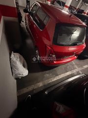 Aparcament cotxe a Porta