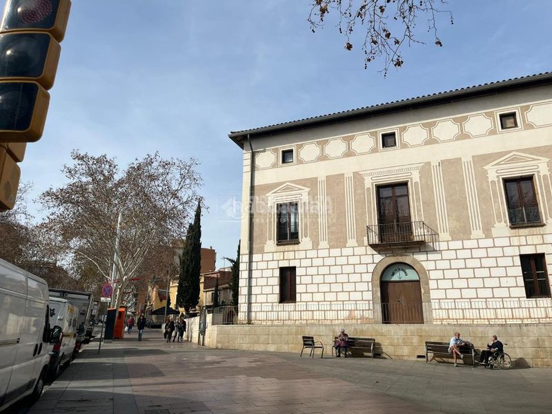 Foto 633a1fbe-7a4e-4b37-a324-8486a2707f2a. Aparcament cotxe a Porta Barcelona