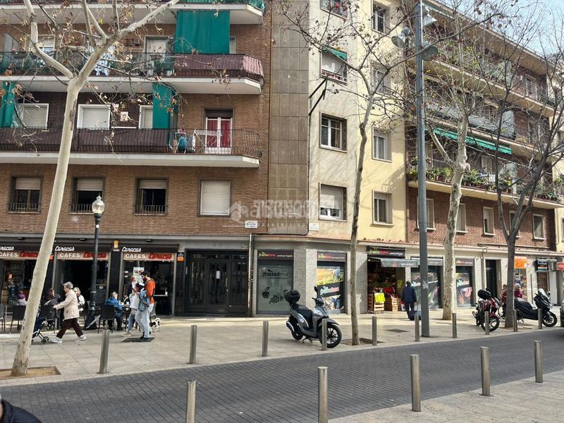 Foto 6b76b8ce-f9d5-4e60-9561-8948a44b9d02. Edifici a Horta Barcelona