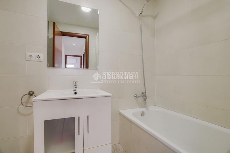 Foto 2c29304a-5497-45c6-9130-e9c50a87a286. Pis a Porta Barcelona