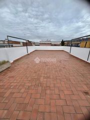 Edificio in Turó de la Peira. Edificio en venta en barcelona