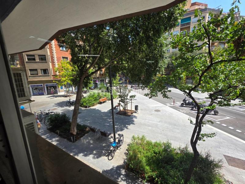 Foto 352a47e9-5725-4ce0-9bea-c8a51a64c966. Alquiler oficina despacho en alquiler en La Nova Esquerra de l´Eixample Barcelona