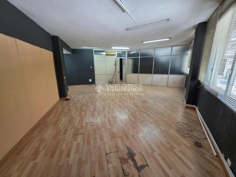 Foto 4e4e0812-e8f8-4d09-8db2-f9577a7f1fe0. Alquiler oficina despacho en alquiler en La Nova Esquerra de l´Eixample Barcelona