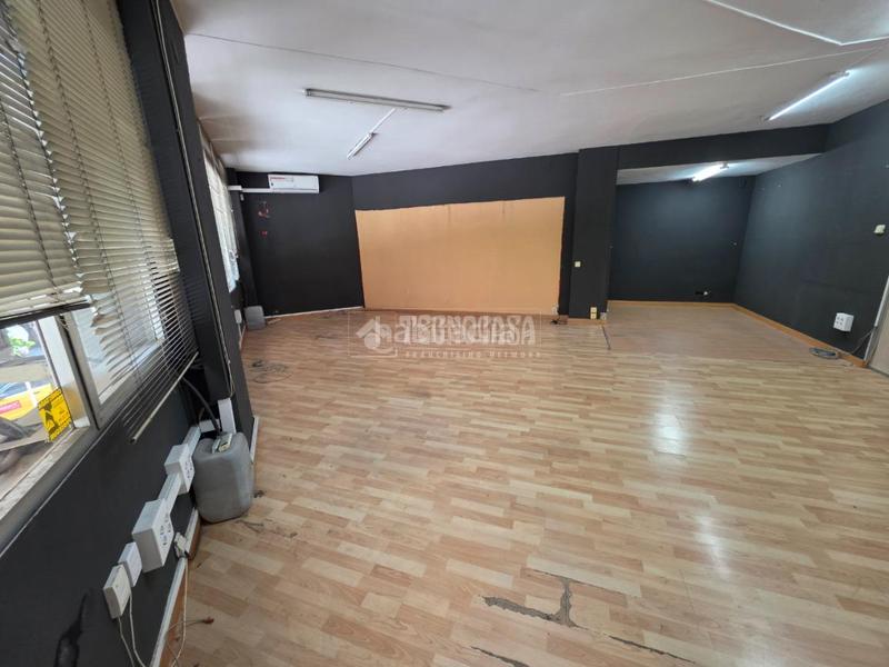 Foto 789382b6-d748-4e80-ad3a-c37fa637b843. Alquiler oficina despacho en alquiler en La Nova Esquerra de l´Eixample Barcelona