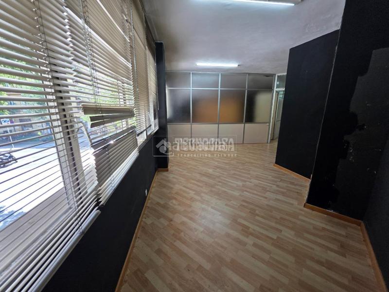 Foto 2fdd1ef5-7dfd-4795-8d36-27836a475f09. Location bureau avec parking dans La Nova Esquerra de l´Eixample Barcelona