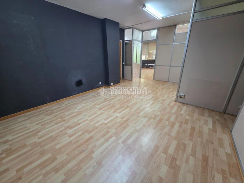 Foto 51a43e83-8e6e-4e31-ac8e-092a32a97909. Location bureau avec parking dans La Nova Esquerra de l´Eixample Barcelona