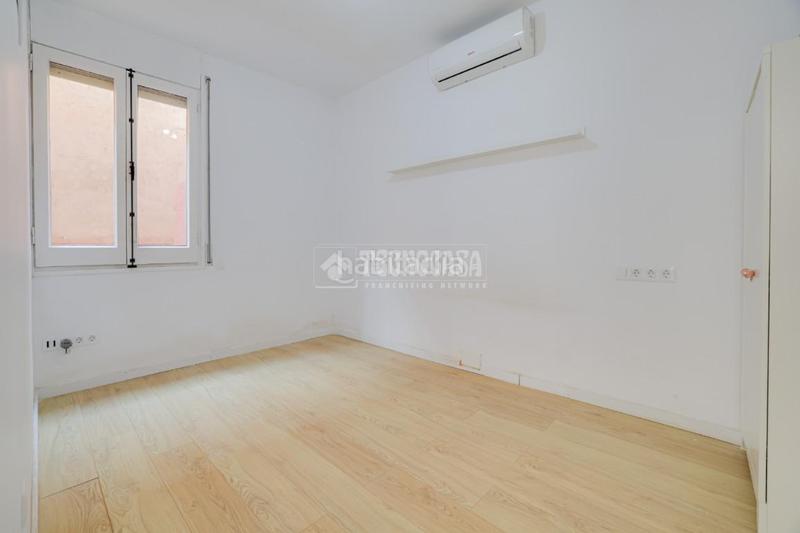 Foto e2fc26a9-1d5e-4baf-88d6-34fdcd9c6dba. Pis a La Nova Esquerra de l´Eixample Barcelona