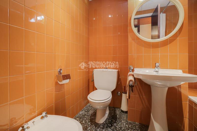 Foto 378d9b34-90fc-4dd3-8ad9-c6a029ff007d. Appartamento con riscaldamento parcheggio in La Nova Esquerra de l´Eixample Barcelona