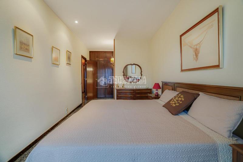 Foto e1d75faf-3622-44f4-b04c-12f9b85bd4e8. Appartamento con riscaldamento parcheggio in La Nova Esquerra de l´Eixample Barcelona