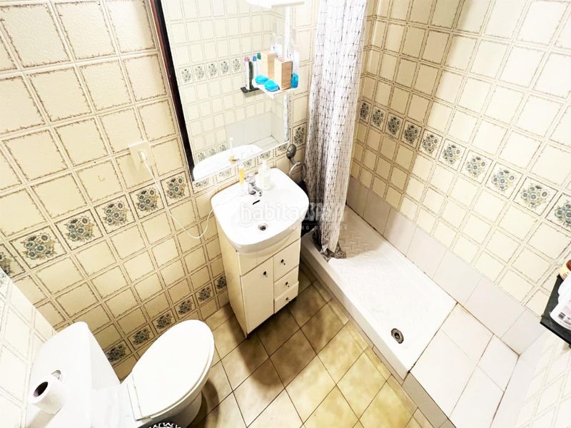 Foto 3b6a69a3-9df4-4b61-91ac-b8c6bd0eb3f8. Pis amb calefacció a La Nova Esquerra de l´Eixample Barcelona