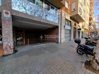 Parking voiture dans La Nova Esquerra de lEixample. Boxplaza de garaje en venta en barcelona