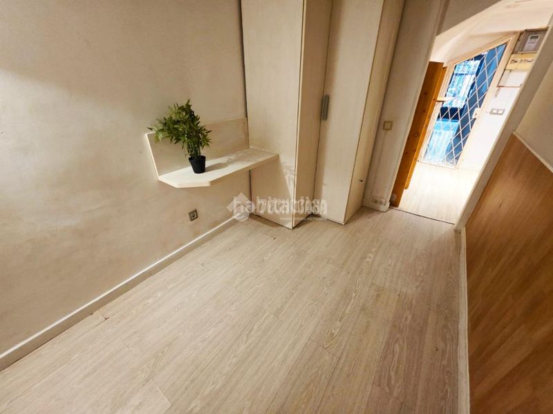 Foto e86a0257-30b9-41d2-89b3-93d999deed29. Estudi a La Nova Esquerra de l´Eixample Barcelona