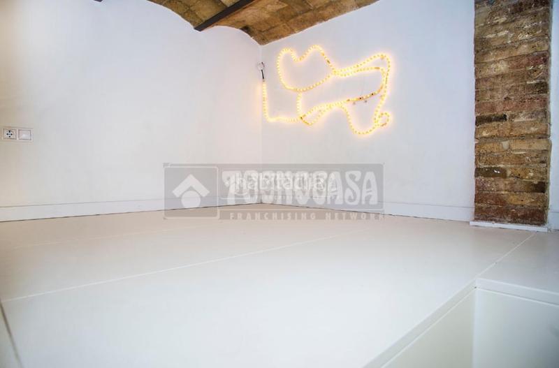 Foto b96aa34e-de76-4dbb-92cd-932e9acbb090. Loft piso en venta en La Nova Esquerra de l´Eixample Barcelona