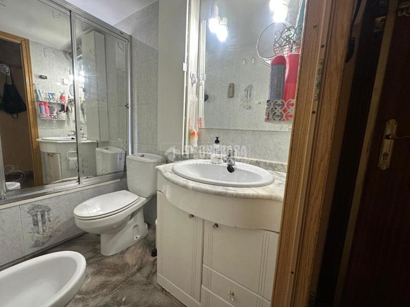 Foto f88ad282-a9fe-4d93-a0f5-de5f264b78c0. Piso  en venta en Lucero Madrid