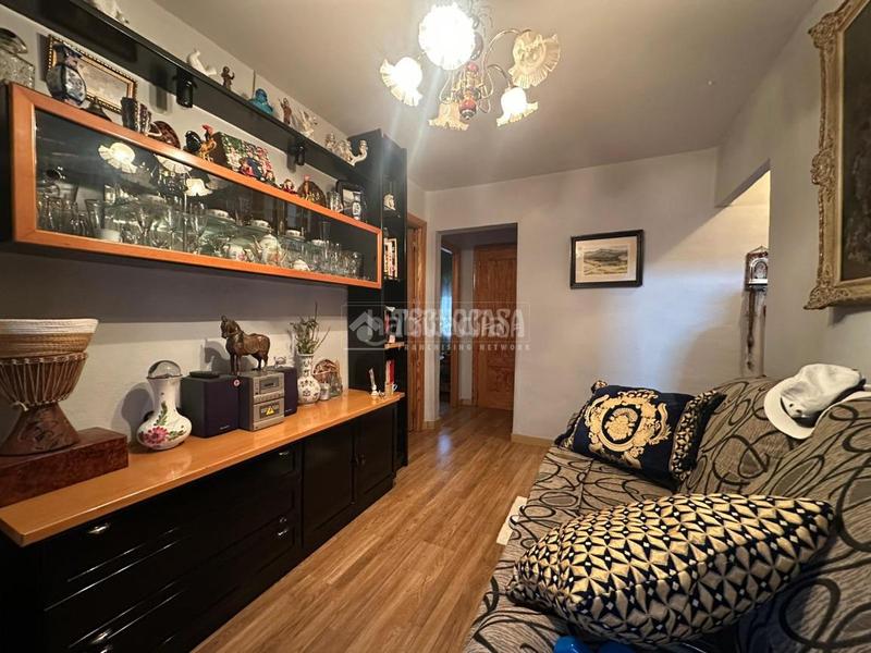 Foto 0ddb3e9f-bfa0-4344-8655-fbaa71ef1185. Etagenwohnung in Lucero Madrid