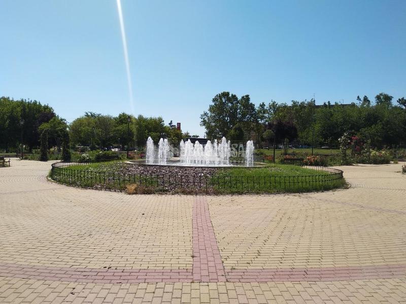 Foto 0bfde5a2-f9ab-439a-b3d9-5d9a120b77e2. Local commercial dans Lucero Madrid