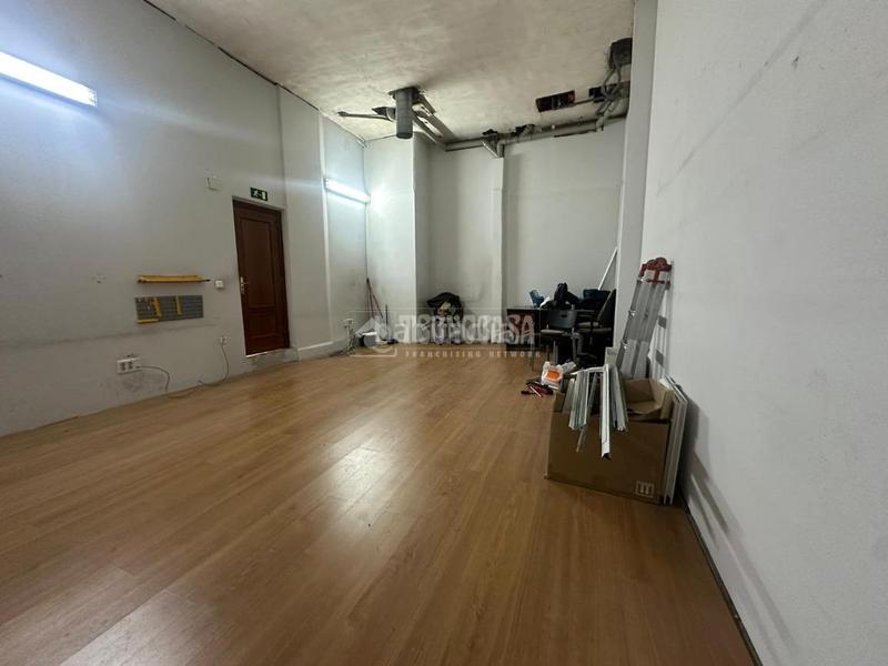Foto 3b9ca96b-dd85-4ce0-b4e3-cd845495c159. Local commercial dans Lucero Madrid