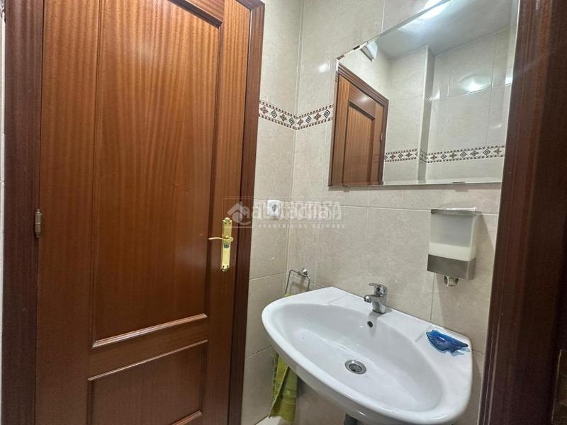 Foto 7e5146c3-f106-40c6-b7ad-0e2f0381bfec. Local commercial dans Lucero Madrid