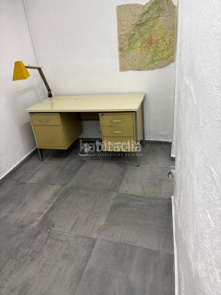 Foto 3ba555a6-3cfe-40de-9616-8b7bb6e9c98d. Local comercial nave en venta en Vista Alegre Madrid