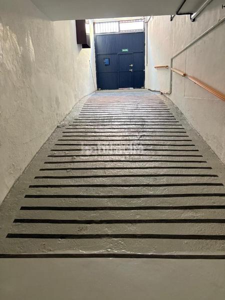 Foto 7c17df0f-0751-43d8-91fe-d23b837788b3. Local comercial nave en venta en Vista Alegre Madrid