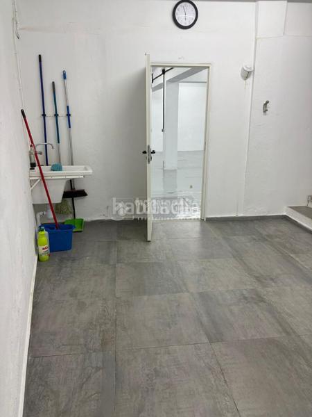 Foto 88d5baf5-be78-4078-8063-cd7e0f46d5b4. Local comercial nave en venta en Vista Alegre Madrid