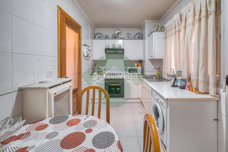 Foto 1bbf0940-5c61-49df-ae31-77fc81a8b068. Flat with heating parking in Vista Alegre Madrid