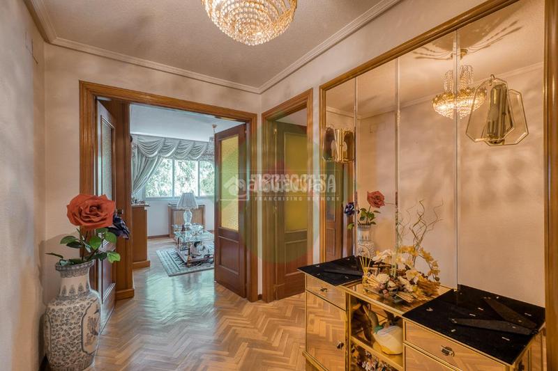 Foto 601513e3-a369-4906-b0ec-8e9ef7ac8c5f. Flat with heating parking in Vista Alegre Madrid