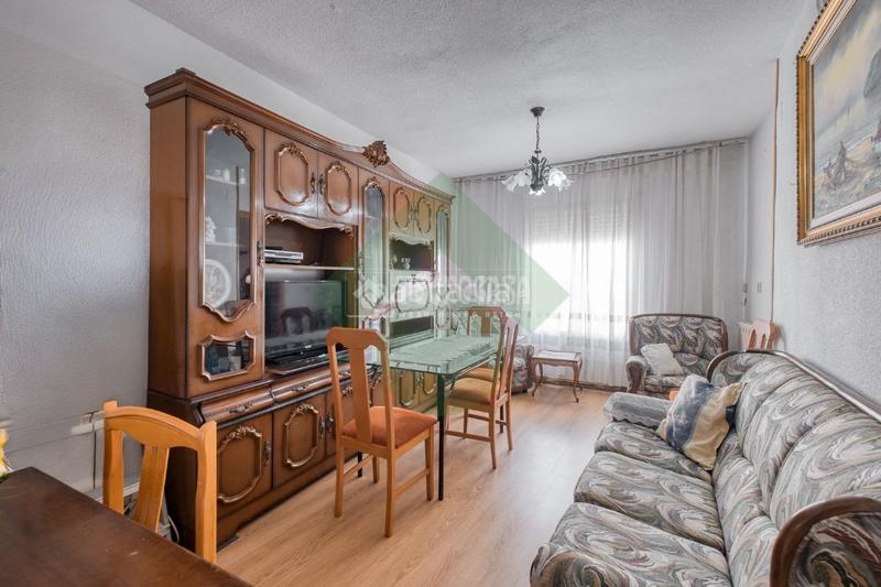 Foto f68786df-fea9-4c58-ad63-251ea6cdabe6. Appartamento con riscaldamento in Vista Alegre Madrid