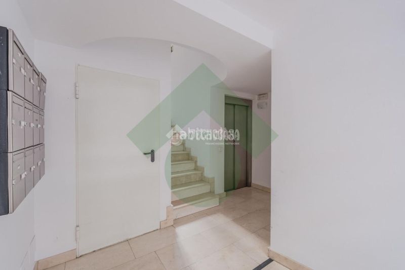 Foto 604b1448-dd9a-422b-9682-e4256046756f. Piso  en venta en Vista Alegre Madrid