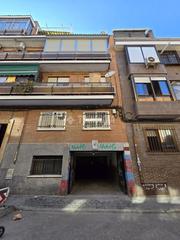Parking coche en C. de Eulalia Gil